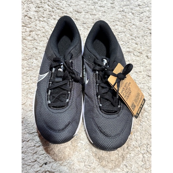 Nike Legend Essentials 3NN Black Size 7 - Picture 1 of 5